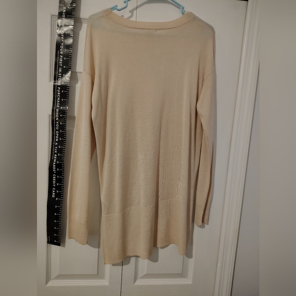 Cream Long Sleeve Sweater Extended Length Pink - Picture 8 of 10